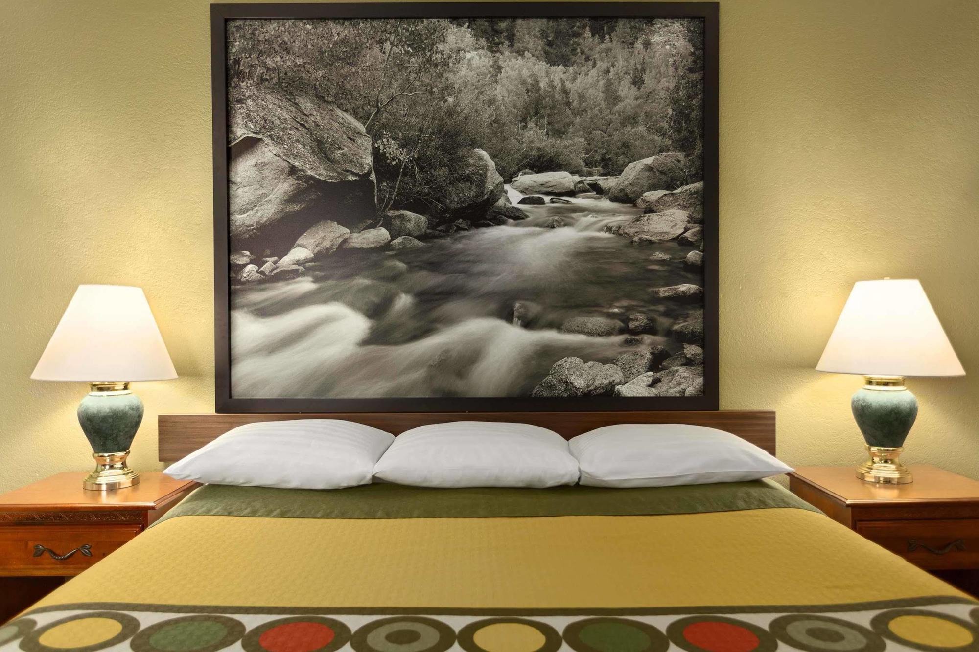 Motel Super 8 By Wyndham Ridgecrest Extérieur photo