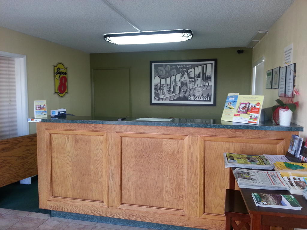 Motel Super 8 By Wyndham Ridgecrest Extérieur photo